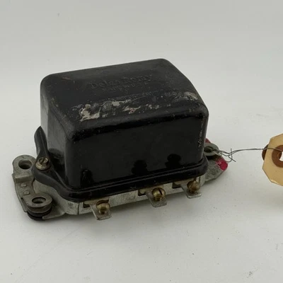 NOS OEM Delco Remy Regulator D611 1118839E 1118839 12VP 3D GM Pos Gnd - Image 1 of 4