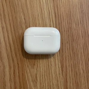 AirPod Pro 2nd Generation MagSafe - Photo 1 sur 5