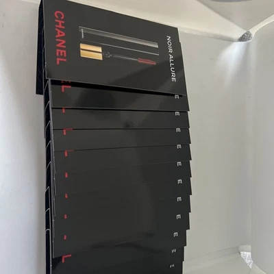 12 Mini Mascara Noir Allure Noir Chanel Neuf - Photo 1/4