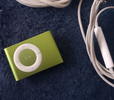 Apple iPod shuffle 2. Generation Silber Silver 1GB Sealed Versiegelt NEU A1204 - Bild 1 von 2