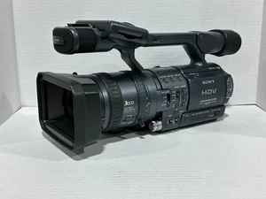 Sony Handycam HDR-FX1 HDV 12x Opt. Zoom Digital Video Camera Recorder No Battery - Picture 1 of 16