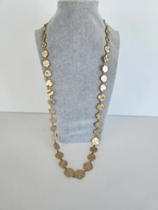 Long Gold Tone Necklace Graduated Hammered Disk Beads Elegant Y2K Matte - Picture 1 of 13