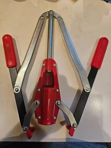 Ferrari Portugese Double Lever Corker - Picture 1 of 2