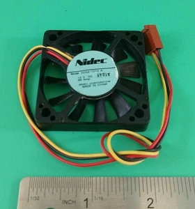 MINI VENTILADOR DE REFRIGERACIÓN NIDEC D05X-12TS DC12V 0,08A  - Imagen 1 de 4