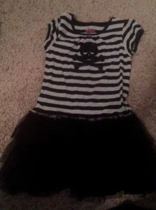 Circo Girls Size small Dress black and gray with skull and bones design - Picture 1 of 7