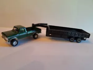 1/64 1979 Ford F350 CUSTOM with tandem axle dump trailer - Picture 1 of 3