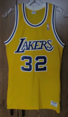RARA CAMISETA MAGIC JOHNSON LOS ANGELES LAKERS TALLA PEQUEÑA PUNTO ARENA NBA AÑOS 80   Foto 1 de 4