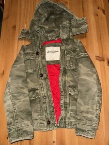 Abercrombie & Fitch Rugged Camo Jacket Red Insulated Hooded Kids Size Small - Picture 1 of 12