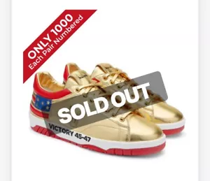 Donald Trump Victory Gold Sneakers 45 47 Low Top Sz 12 Men In Hand - Picture 1 of 2
