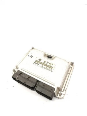 Modulo Di Controllo Motore ECU Seat Ibiza III (6L) 2002 06A906032QN 0261208370 - Immagine 1 di 4