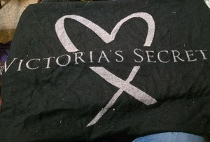 #7003 limited edition Victoria Secret black with pink heart fringed ends - Picture 1 of 4