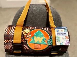 Coperta confezionabile 2024 Disney Parks Pixar Up nuova con etichette - Foto 1 di 8