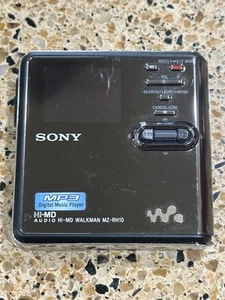 Sony MZ-RH10 Hi-MD Walkman Personal MiniDisc Recorder - Dead Display - Picture 1 of 8