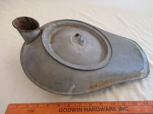 Vintage Unbranded Metal Bedpan/Urinal with Lid - Picture 1 of 17