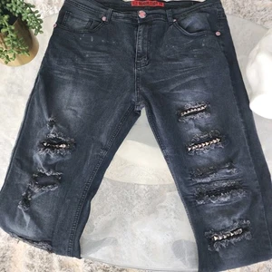 Demolition Black Distressed Jean's With Spike Details Size 36 X 34 - Picture 1 of 8