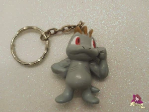 POKEMON MACHOP (Wanriky, Machollo, Machoc) Portachiavi TAKARA TOMY Original PVC - Imagen 1 de 2
