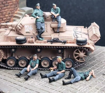 Resin 1/72 Diorama Miniature Toys German Troops At Rest Painted Solider Scene - Image 1 of 4
