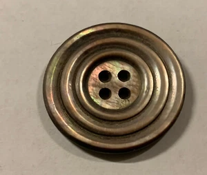Large Beautiful Antique Smoky Pearl MOP Shell Concentric Circles Button 1 3/8" - Picture 1 of 3
