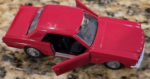 1965 Ford Mustang 1/39 Diecast Pullback By Maisto #11643 - Picture 1 of 8