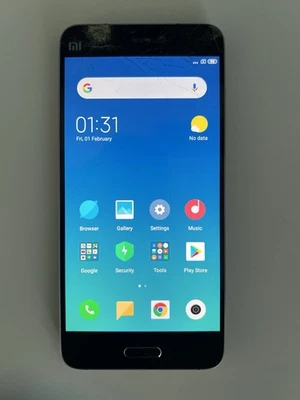 XIAOMI MI5 32GB ANDROID DISPLAY ROTTO FUNZIONANTE SCATOLA E CARICATORE ORIGINALI - Immagine 1 di 4