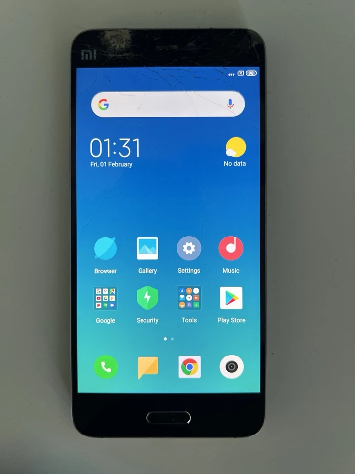 XIAOMI MI5 32GB ANDROID DISPLAY ROTTO FUNZIONANTE SCATOLA E CARICATORE ORIGINALI - Immagine 1 di 4