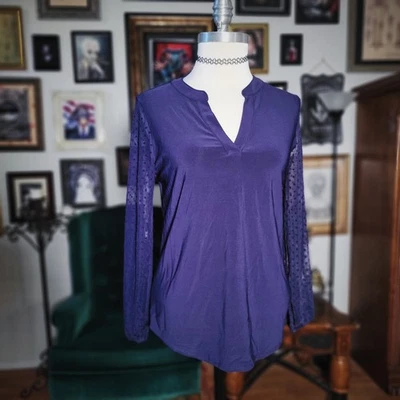 Top para mujer Black Label by Evan Picone azul marino manga encaje cuello en V XS Foto 1 de 4