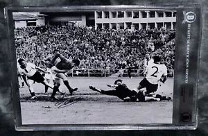 Just Fontaine "Cord de buts Coupe du Monde FIFA" Auto 8x10 photo signée BAS Beckett - Photo 1/4
