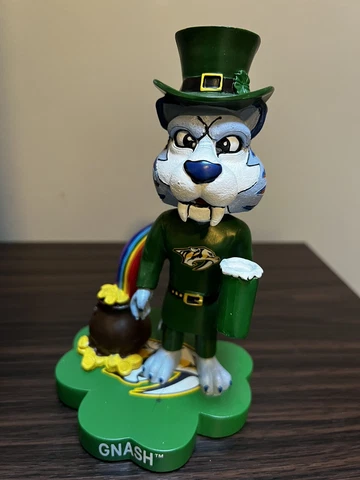 RARE Nashville Predators GNASH St. Patrick’s Day Bobblehead NHL Hockey Mascot Cover