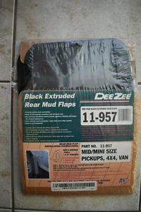 New Dee Zee Black Extruded Rear Mud Flaps 11-957 Splash Guards Pickup 4X4 Van - Picture 1 of 3