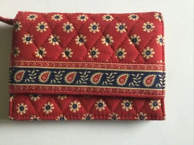 Vera Bradley Red Americana Floral Travel Wallet Purse Clutch. Smoke Free Home. - Image 1 of 4