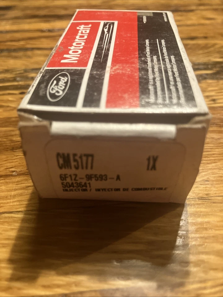 Nuevo inyector Ford Motorcraft CM5177 ^ Foto 1 de 2