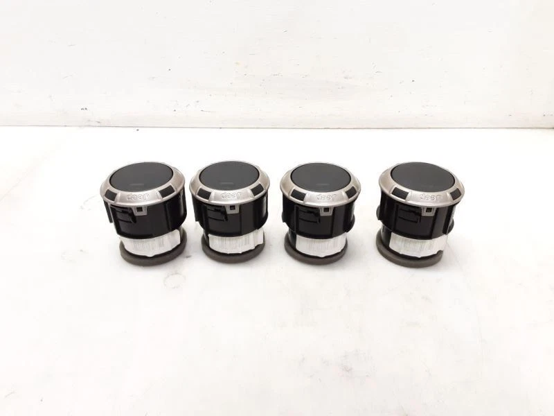 Jeep JK Wrangler OEM 75th Anniversary Dash Bronze Heater Vents 2016 2017 118999 - Image 1 of 4