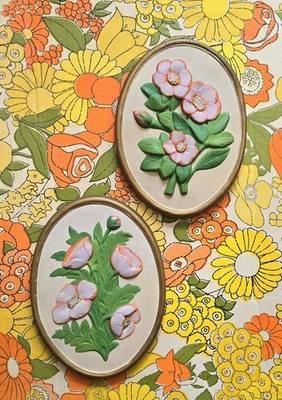 复古陶瓷椭圆形粉笔器粉红色花朵墙板 2 件套 阅读 — 第 1/4 张图片