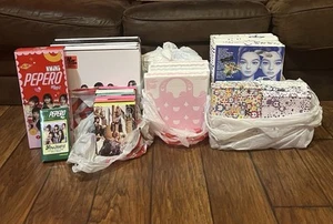 NewJeans Album Lot +Pepero Set - Picture 1 of 9