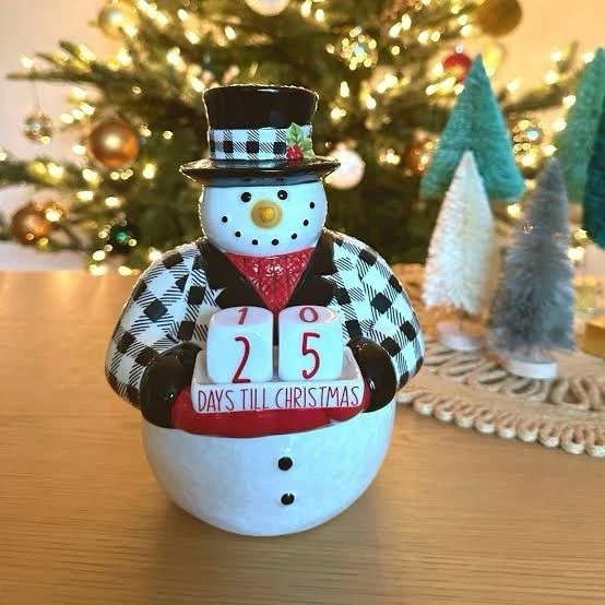 Calentador de cera tamaño completo Scentsy Kickoff To Christmas nuevo en caja Foto 1 de 1