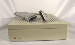 Apple M2604 External Hard Drive 20SC RARE Vintage Macintosh with Cord - Picture 1 of 5