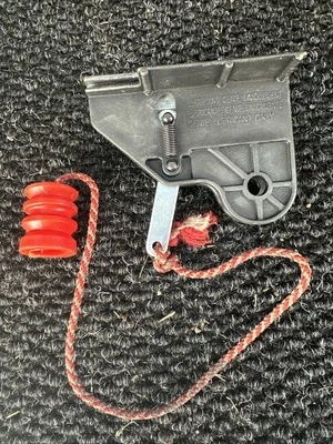 Carriage trolley shuttle for Genie screw drive garage opener - Image 1 of 3