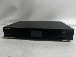 Fisher AM/FM Stereo Synthesizer Tuner FM-9335 - Picture 1 of 3