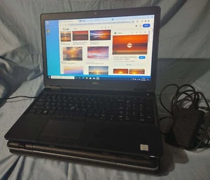 Dell Latitude 5590 Laptop, i5 8th Gen, 8GB RAM, 256GB SSD, Windows 10 or 11 Pro - Afbeelding 1 van 16
