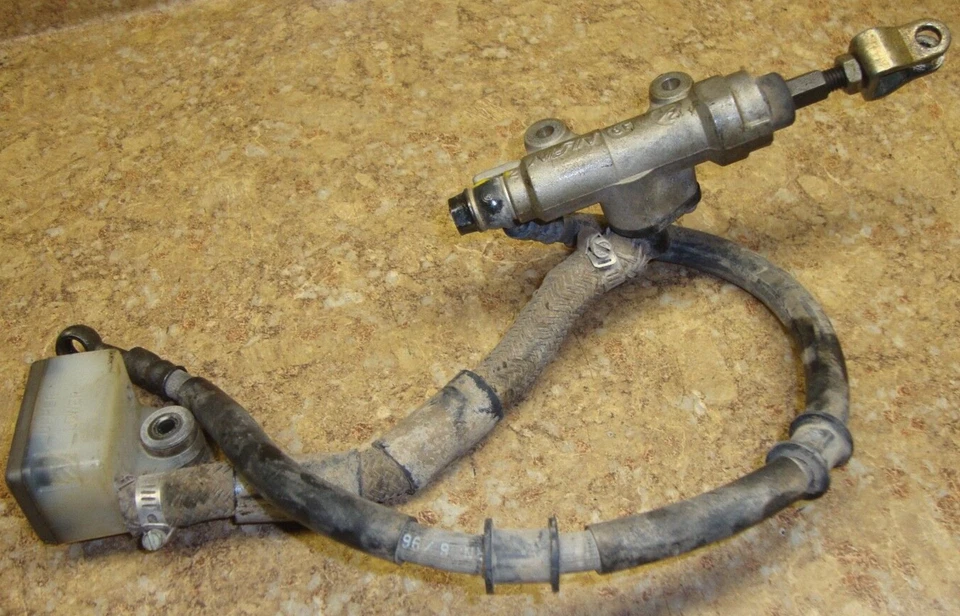 1997 Honda XR250R XR250 XR 250 R Dirt Bike Rear Back Master Cylinder Hose Pedal - Image 1 of 1