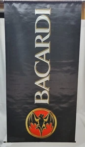 "Letrero publicitario comercial de tela colgante de Bacardi - 47"" x 25" - Imagen 1 de 7