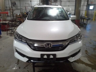 Espejo retrovisor interior delantero central usado se adapta a: Honda Accord 2017 centro delantero Foto 1 de 4