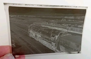 VINTAGE 1950s NORTHERN PACIFIC TRAIN ENGINE RR PHOTOGRAPH & NEGATIVE 8854 1 - Imagen 1 de 2