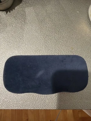 Gafas de sol Gucci estuche rígido terciopelo negro Foto 1 de 2