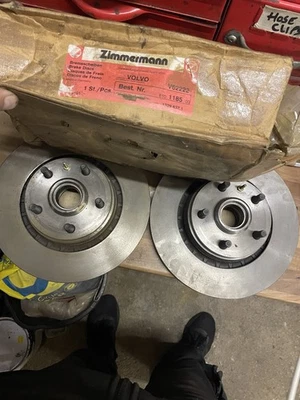 DISCOS DE FRENO DELANTEROS VOLVO 740 O VOLVO 760 tipo temprano  - Imagen 1 de 3