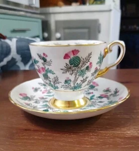 Juego de taza de té y platillo Toscan Bone China fina inglesa floral negro dorado D 219 - Imagen 1 de 8