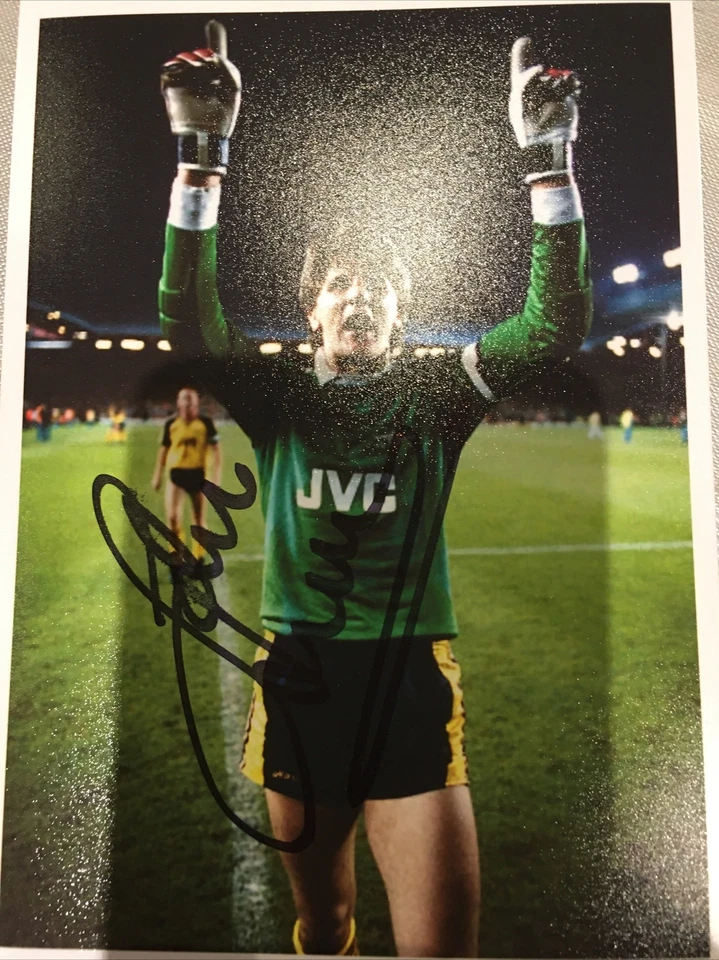 John Lukic Arsenal Hand Signed 7x5 bordered photo Autograph - Image 1 of 1