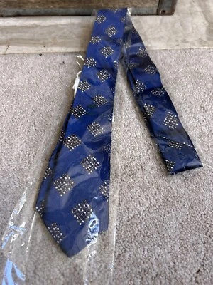 NUEVA BORRELLI Corbata Ajustada Hombre - Azul Marino con Medallones Tejidos 100% Seda - 2 1/4" Foto 1 de 3