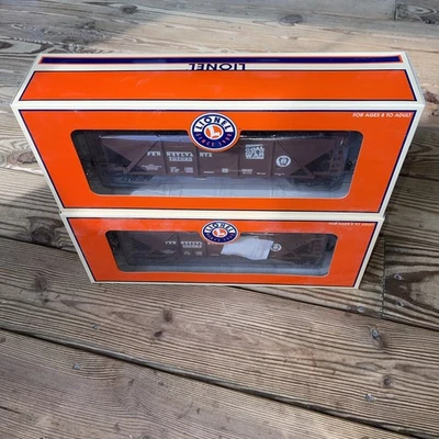 Lionel Set Of 2 LCCA Pittsburg Pa 6-52266 & 6-52267 Hoppers 4 Bay New 2002 1&2 - Image 1 of 4