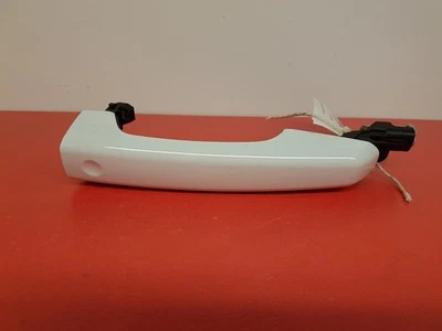 Jaguar XF 2016 4 puertas berlina pasajero manija de puerta trasera blanca Foto 1 de 4